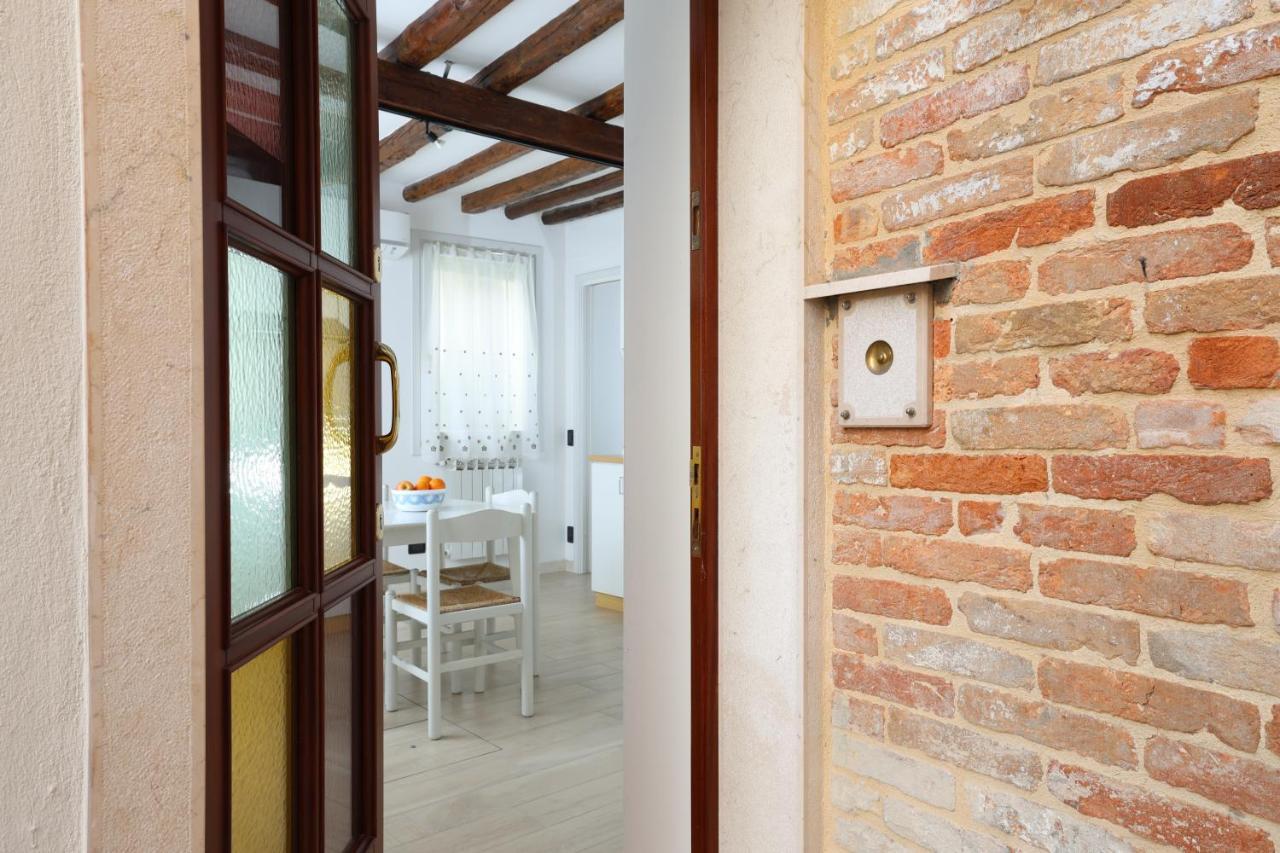 Ca Giardini Apartments In Biennale By Bricola Apartments Венеция Экстерьер фото