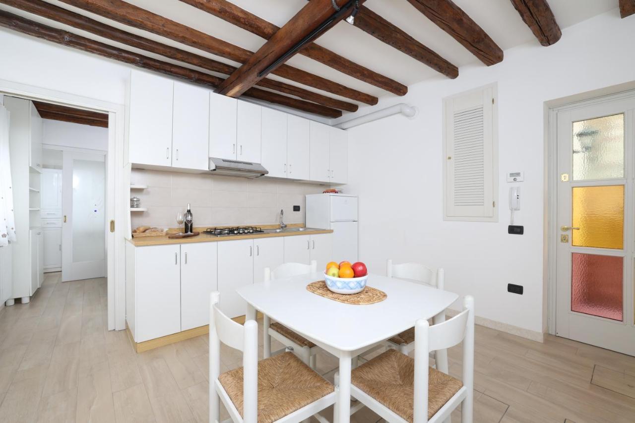 Ca Giardini Apartments In Biennale By Bricola Apartments Венеция Экстерьер фото